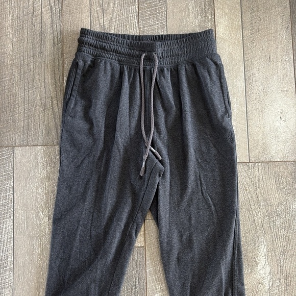 Free People Movement Size XS Dark Grey/Black High-Waisted Jogger Sweatpants - Picture 3 of 6